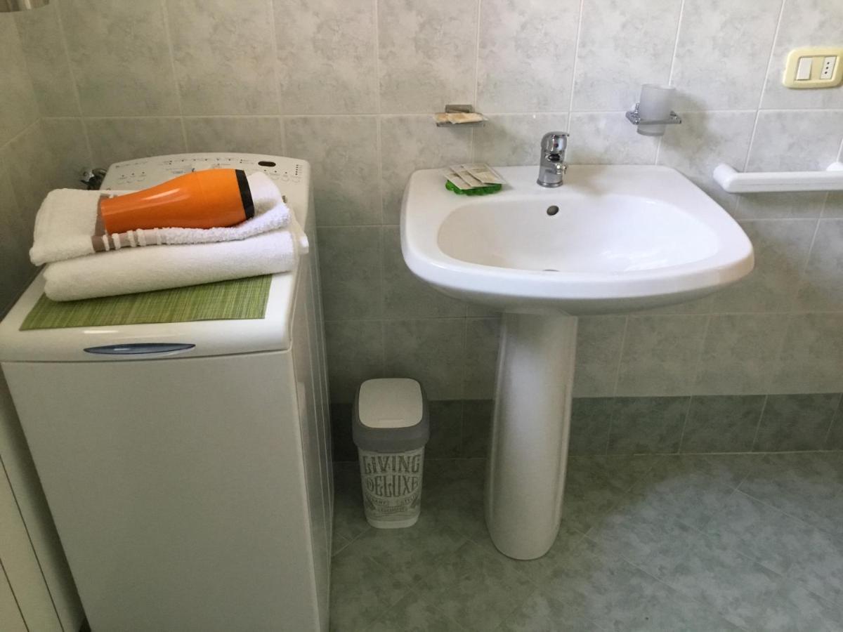 Irina'S House With View On Like And Swimming Pool Apartment ริวา ดิ ซอลโต ภายนอก รูปภาพ